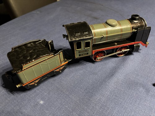 Märklin dampflok 900 grün - r,
