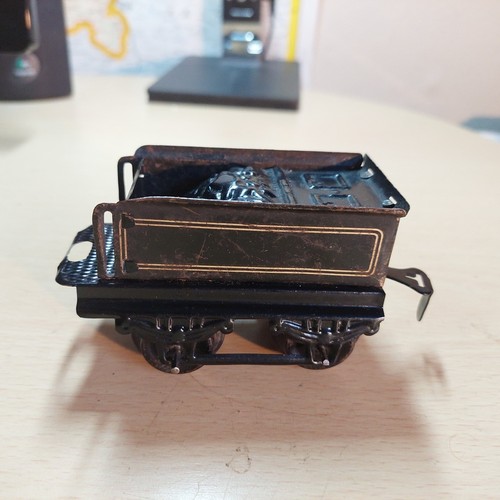 Alter spur schwarzer tender - ,